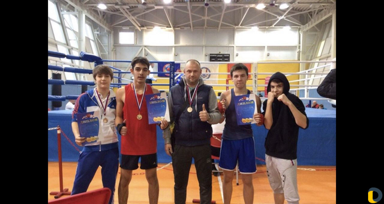 Трнер по Боксу