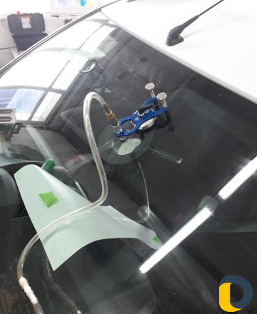 Удаление трещин и сколов на лобовом
