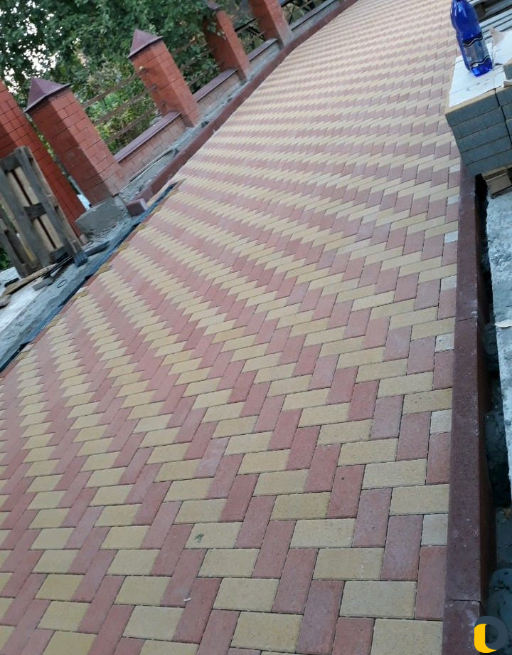 Укладка брусчатка
