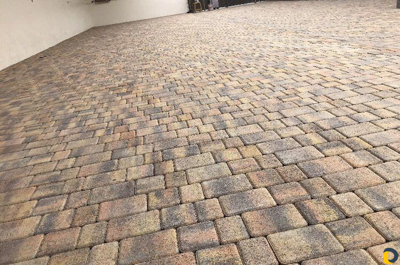 Укладка брусчатки и укладка дизайн любой сложности