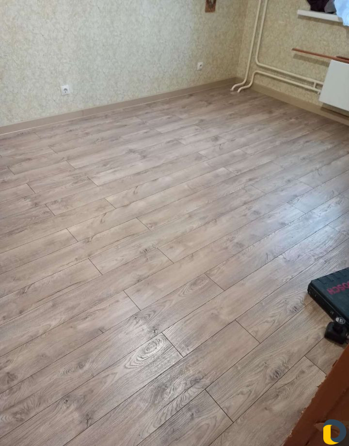 Укладка ламината и паркета