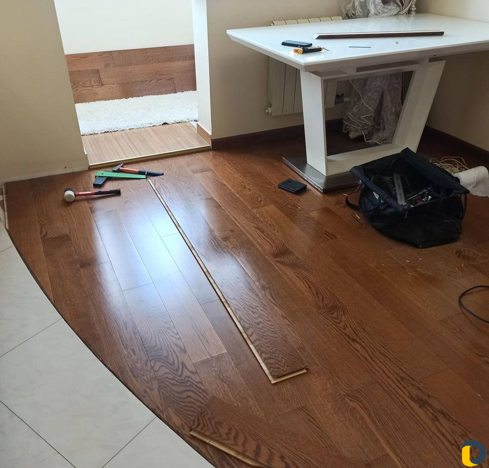 Укладка ламината / Кварцвинил / Наливной пол