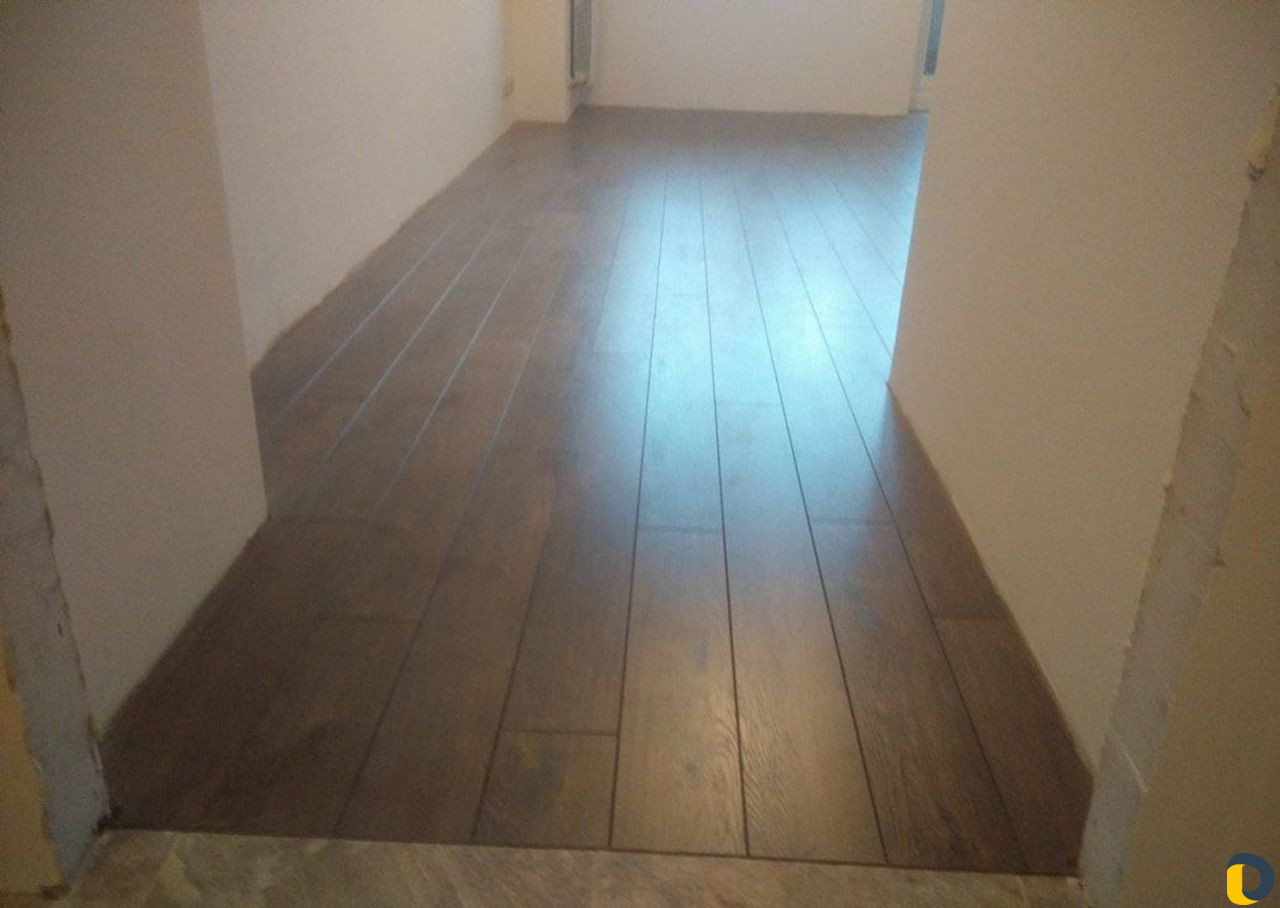 Укладка ламината. Монтаж плинтуса. Работаю сам