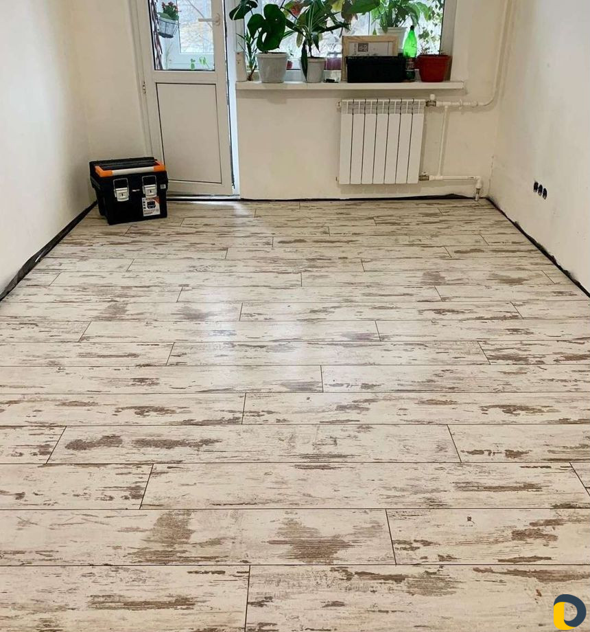 Укладка ламината, плитки, отделка из гипсокартона