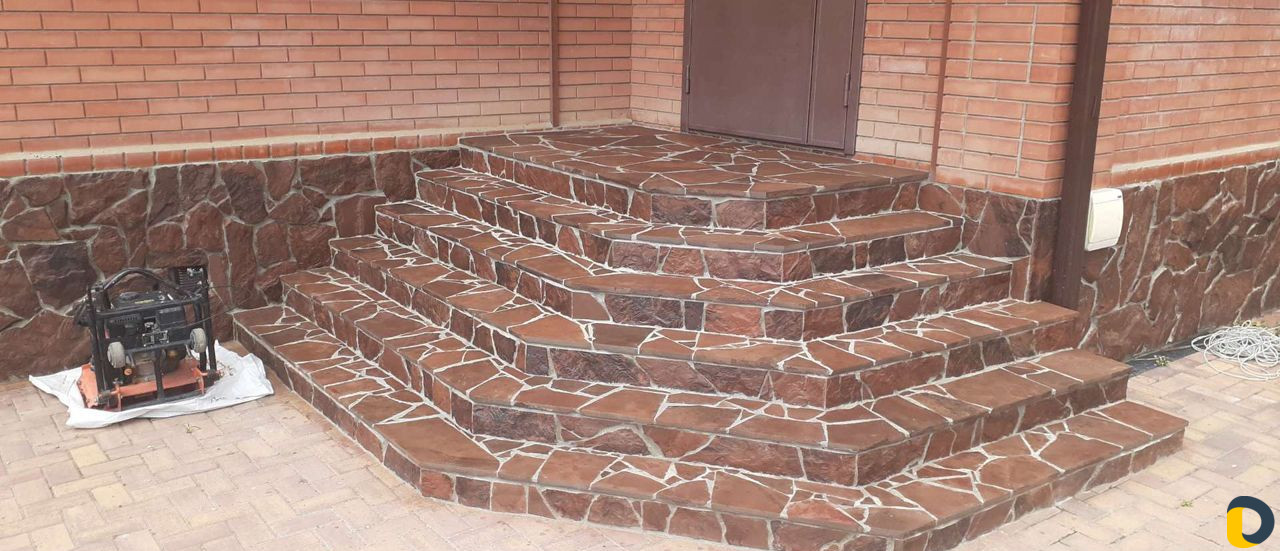 Укладка природного камня песчаник