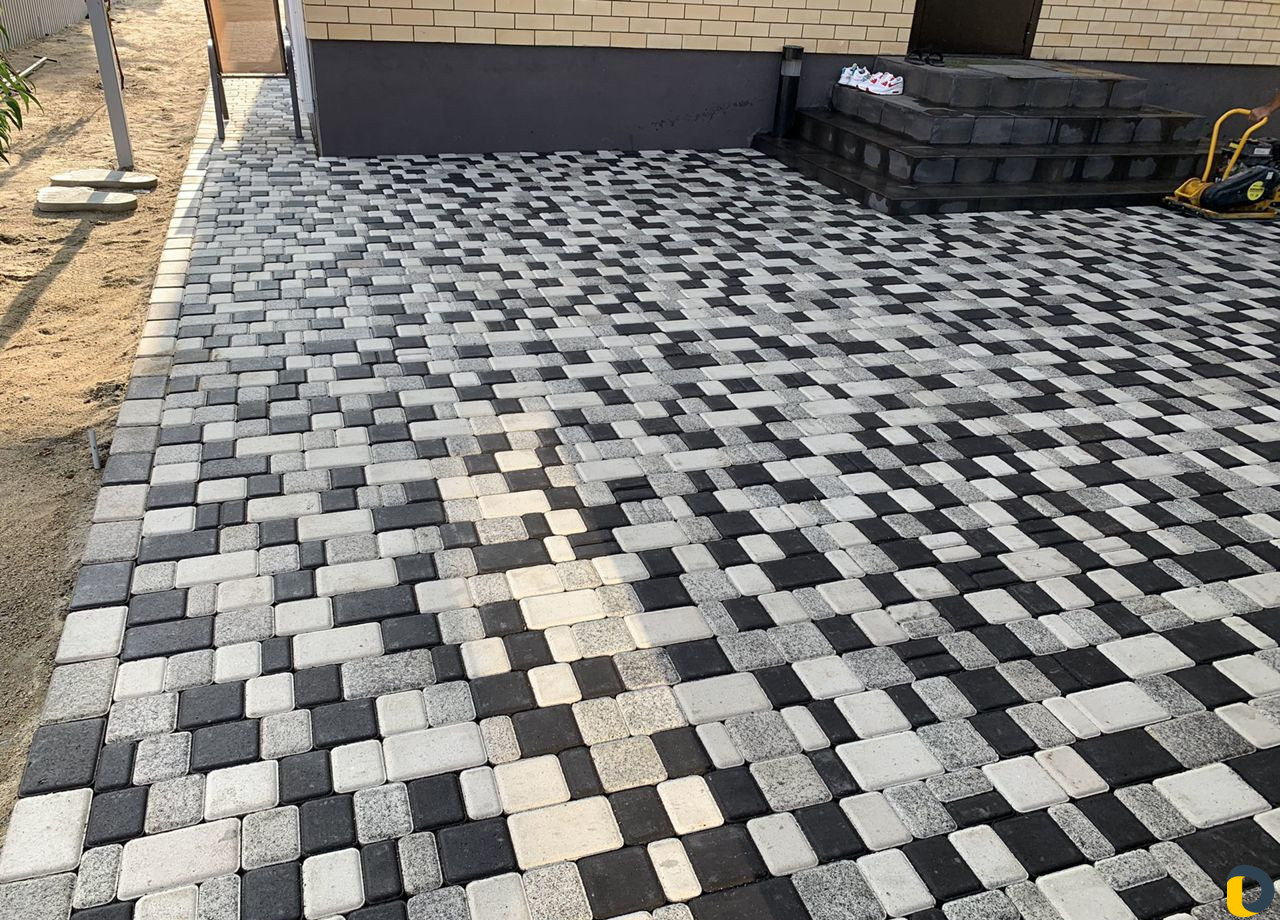 Укладка тротуарной плитки под ключ