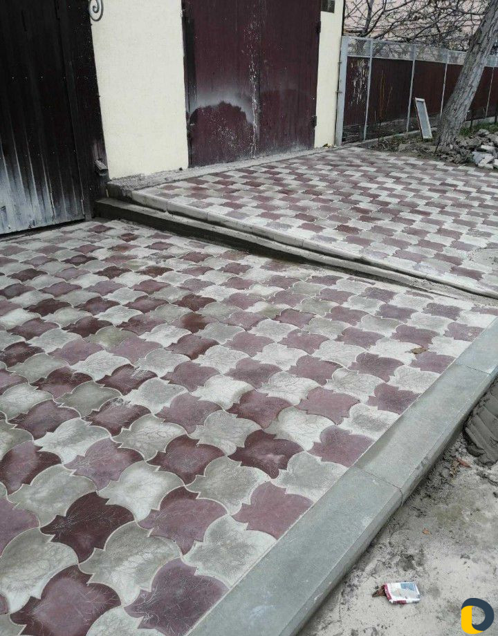Укладка тротуарной плитки