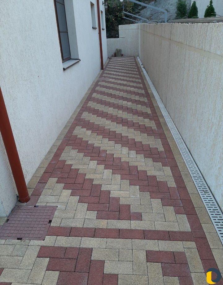 Укладка тротуарной плитки