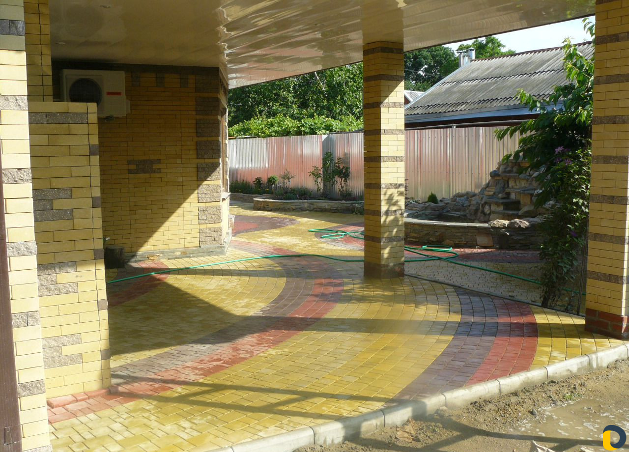 Укладка тротуарной плитки