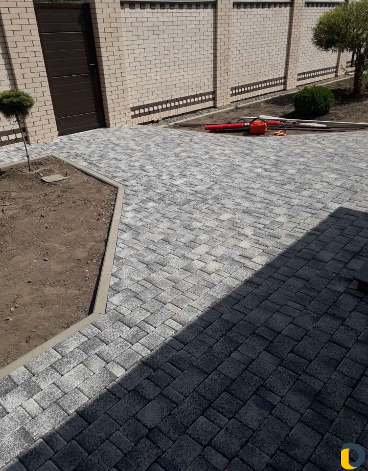 Укладка тротуарной плитки