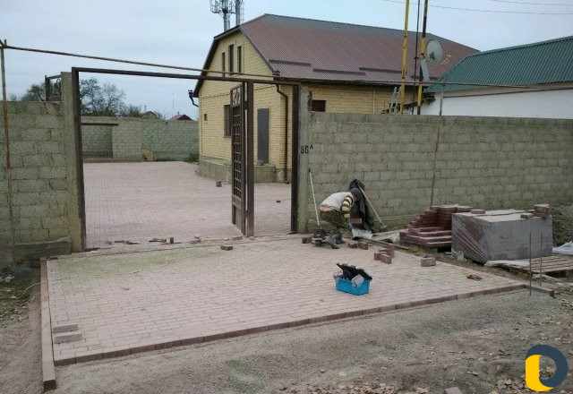 Укладка тротуарной плитки