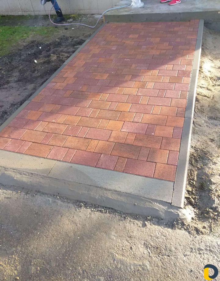 Укладка тротуарной плитки