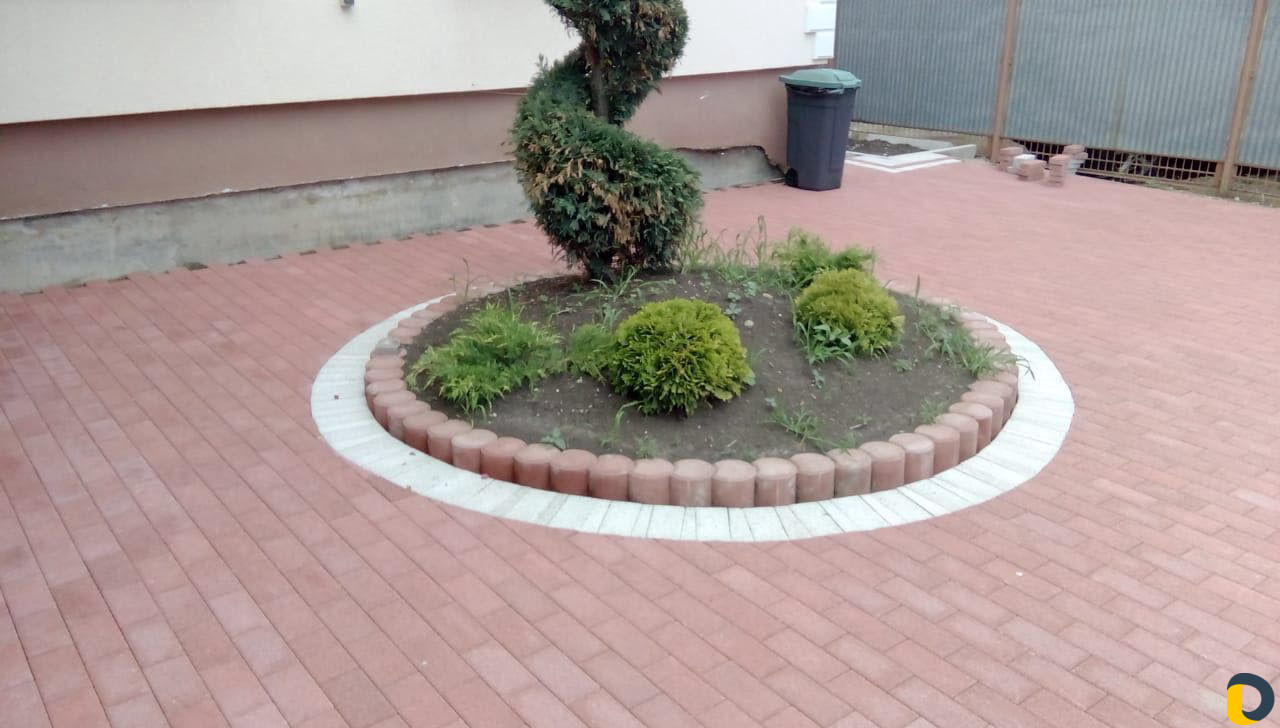 Укладка тротуарной плитки