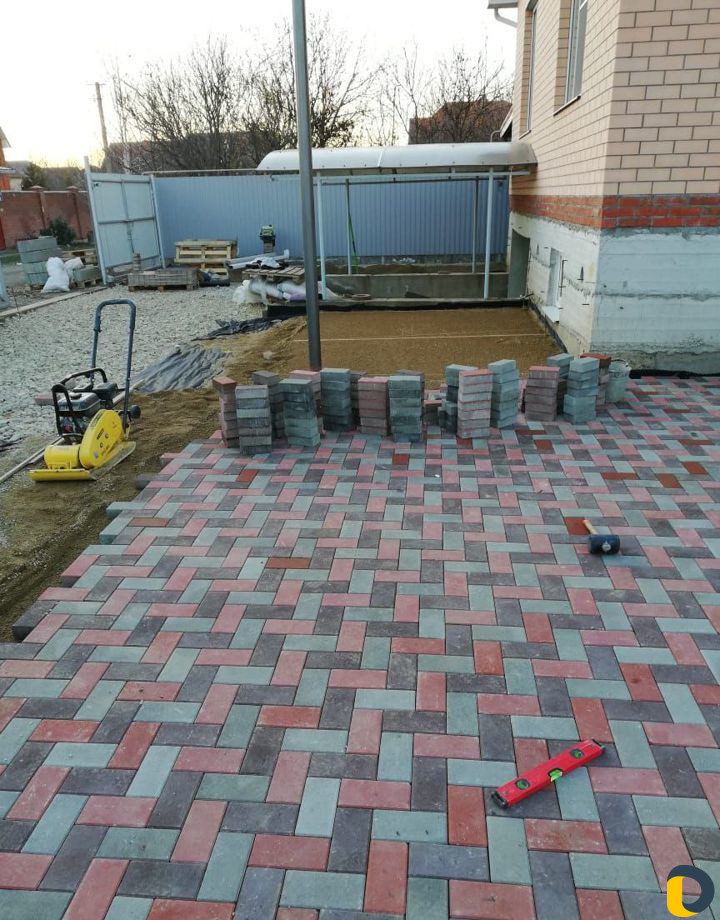 Укладка тротуарной плитки