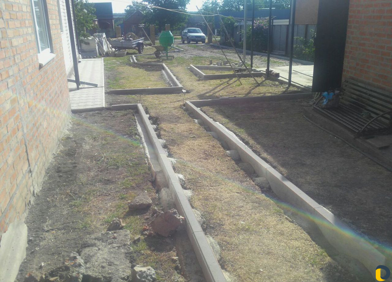 Укладка тротуарной плитки