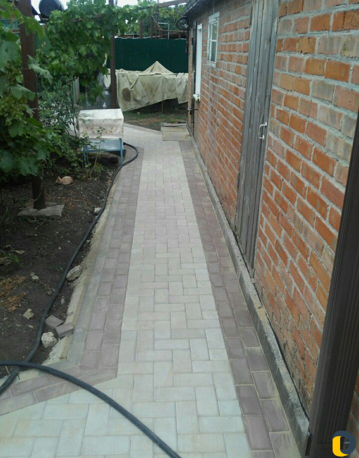 Укладка тротуарной плитки