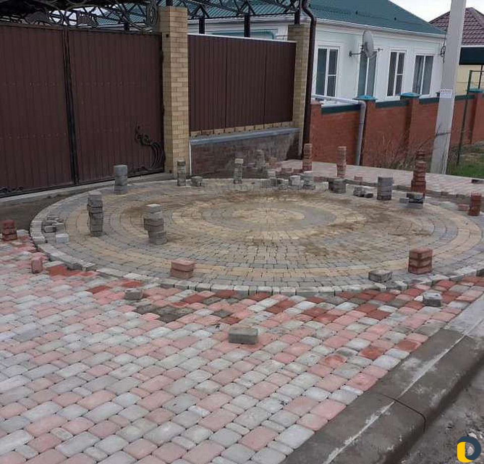 Укладка тротуарной плитки