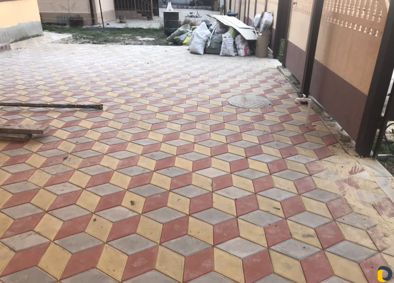 Укладка тротуарной плитки