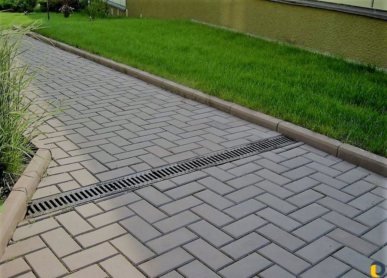 Укладка тротуарной плитки