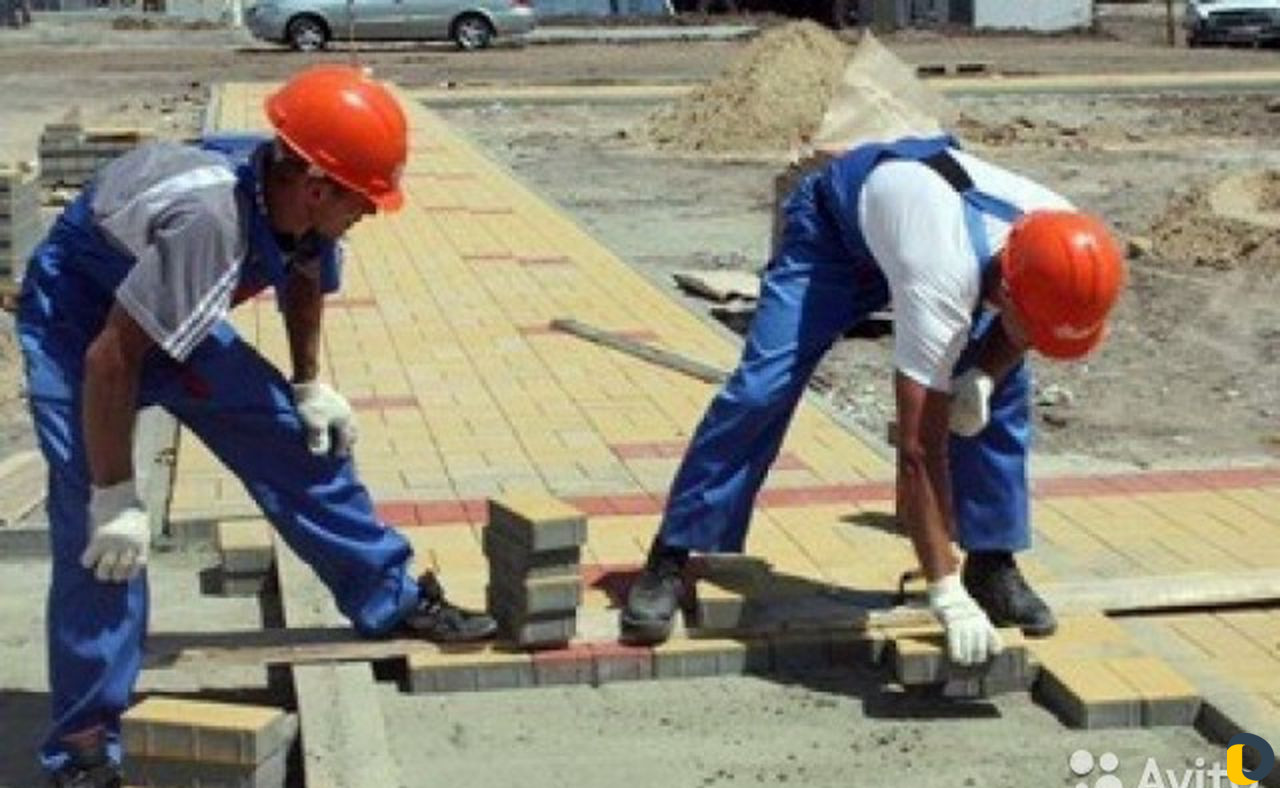 Укладка тротуарной плитки