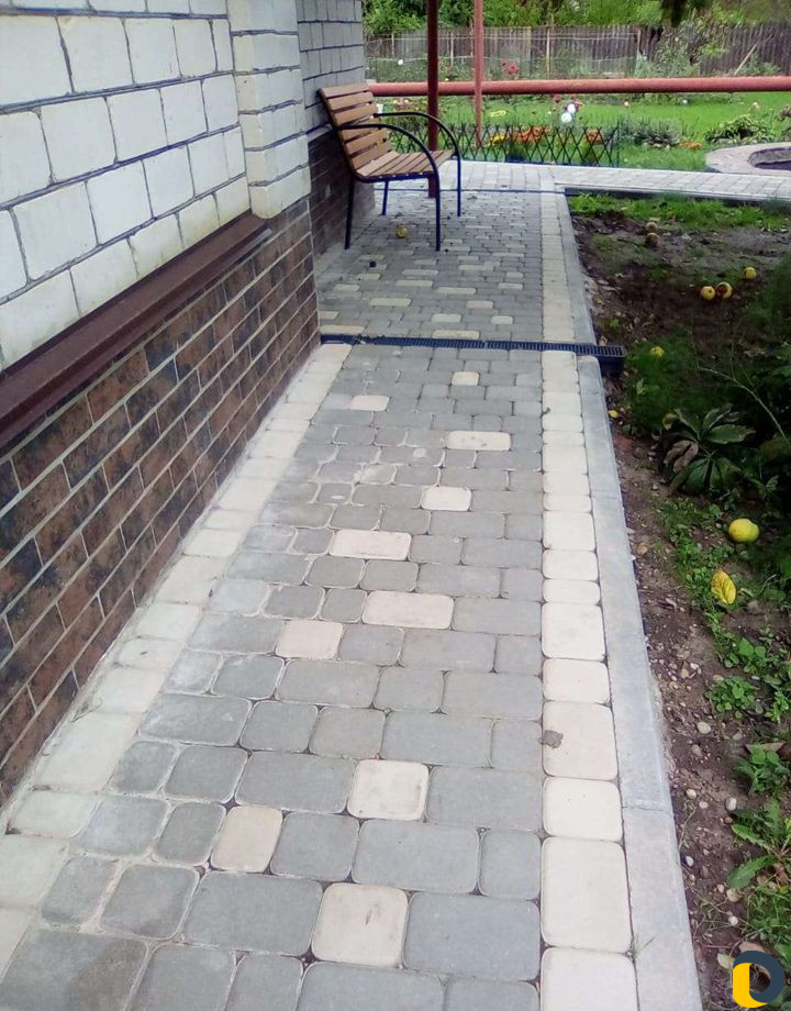 Укладка тротуарной плитки