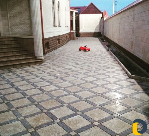 Укладка тротуарных плиток