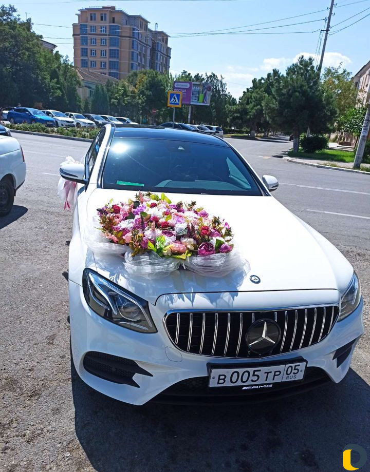 Украшения на свадебную машину