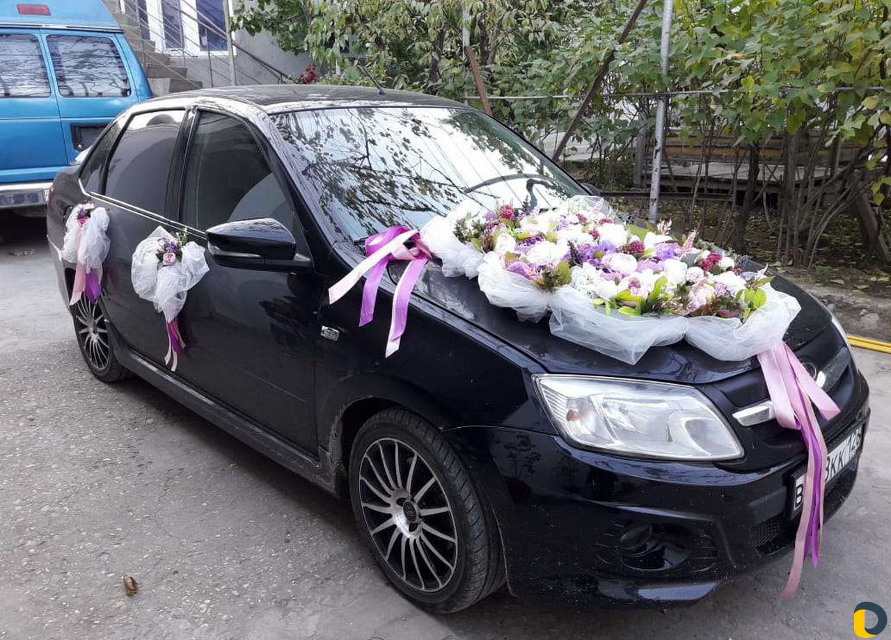 Украшения на свадебную машину