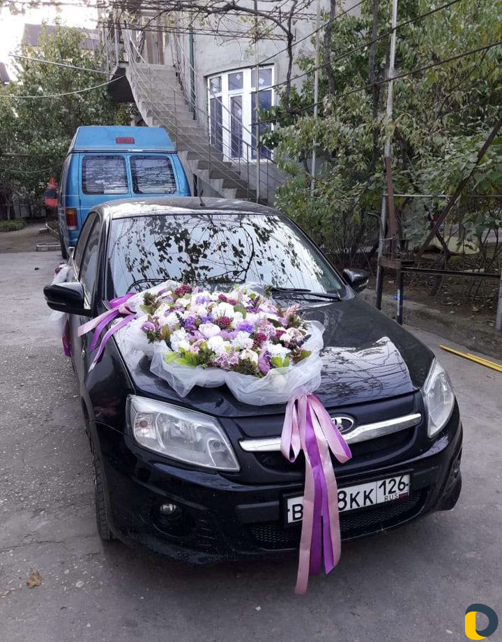 Украшения на свадебную машину