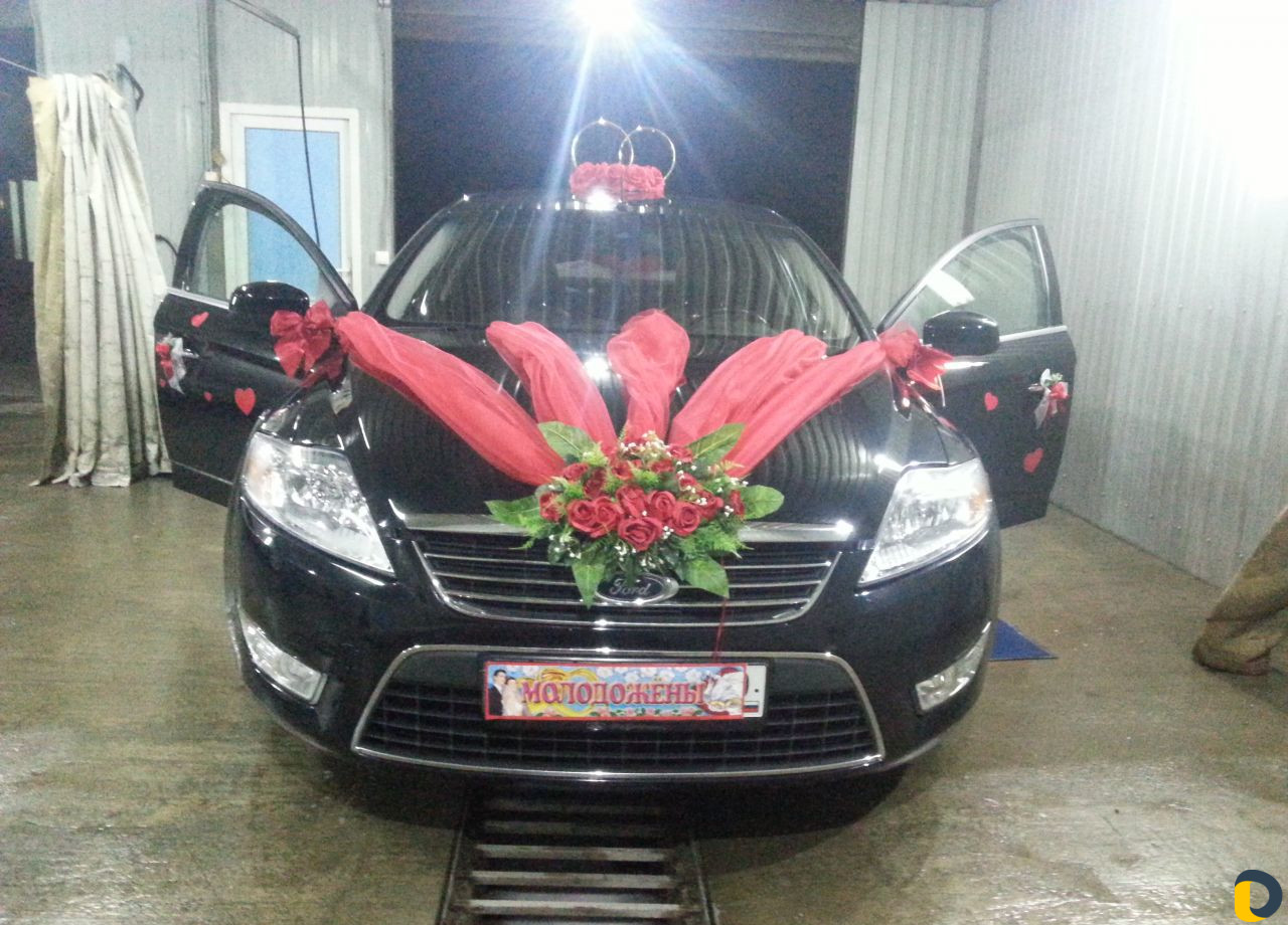 Украшенные свадебные автомобили бизнес класса