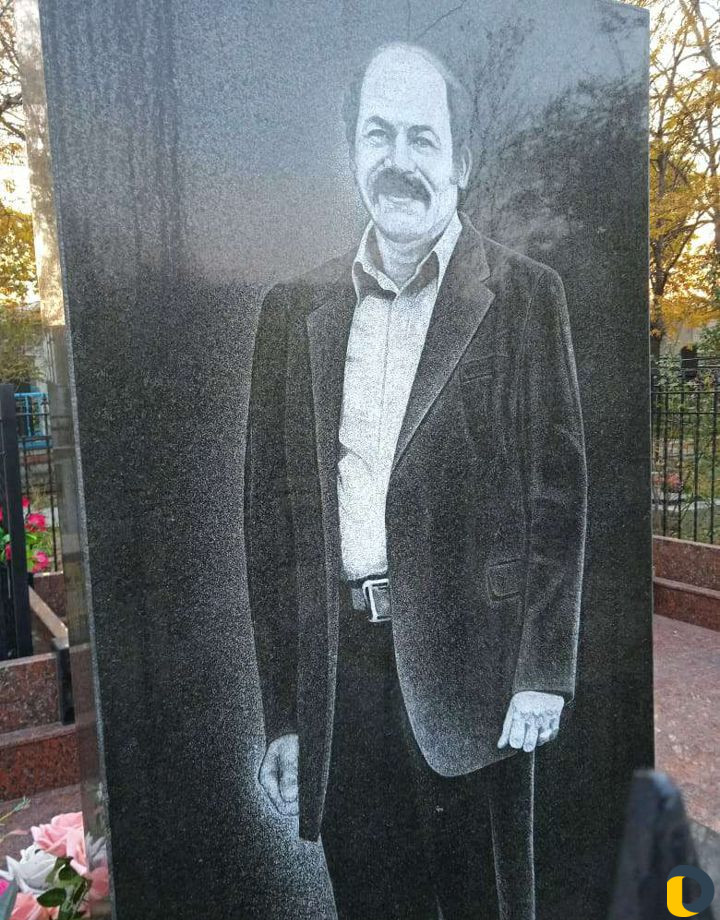 Улучшение изображения памятников на месте захороне