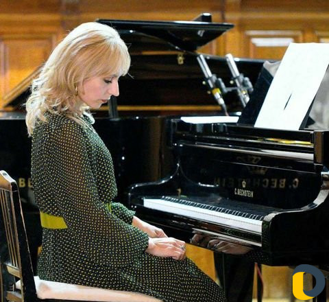 Уроки фортепиано и вокала.Дистанционно и очно