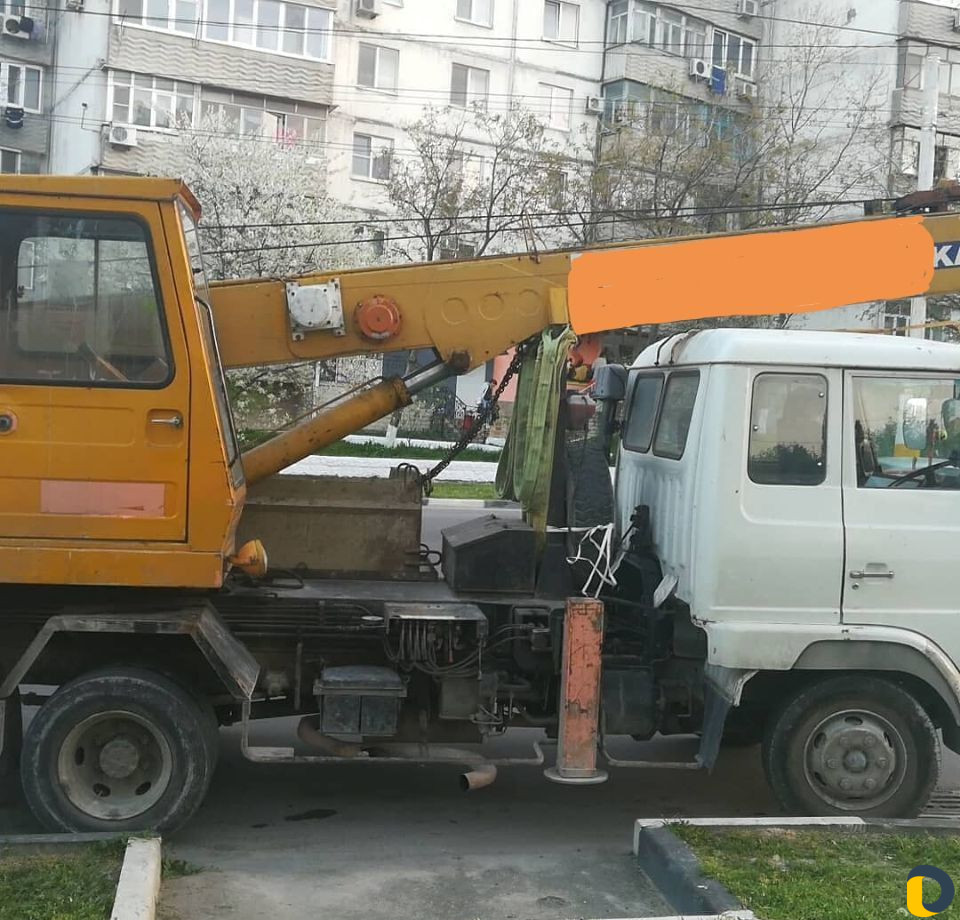 Услуги автокрана.5тонка,вылет стрелы 20-22метра