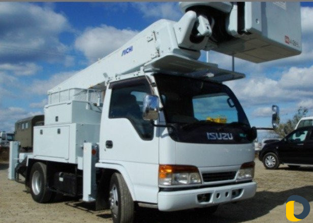 Услуги автовышки электрика и наружней рекламы