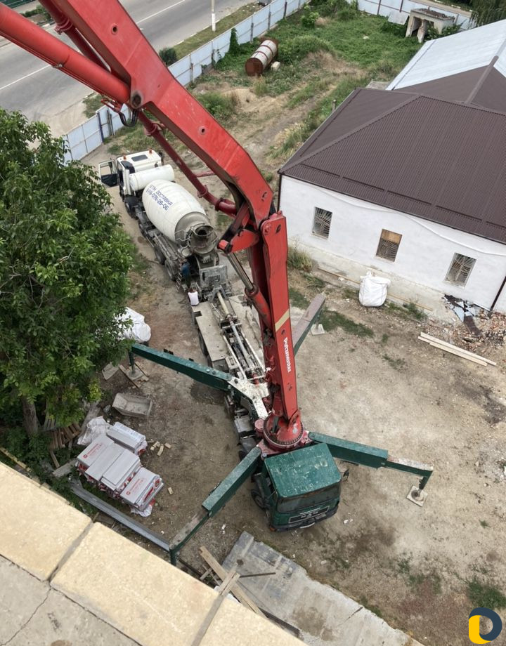 Услуги бетононасоса 45м