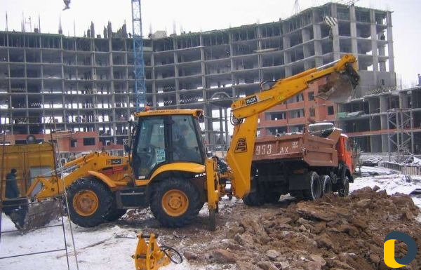 Услуги экскаватора-погрузчика и крана-манипулятора