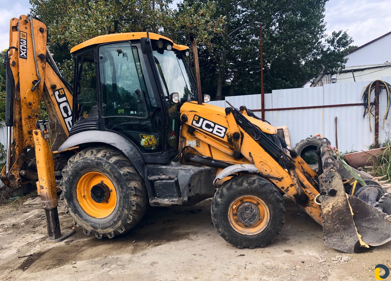 Услуги экскаватора-погрузчика JCB (гидромолот)