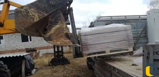 Услуги экскаватора-погрузчика JCB