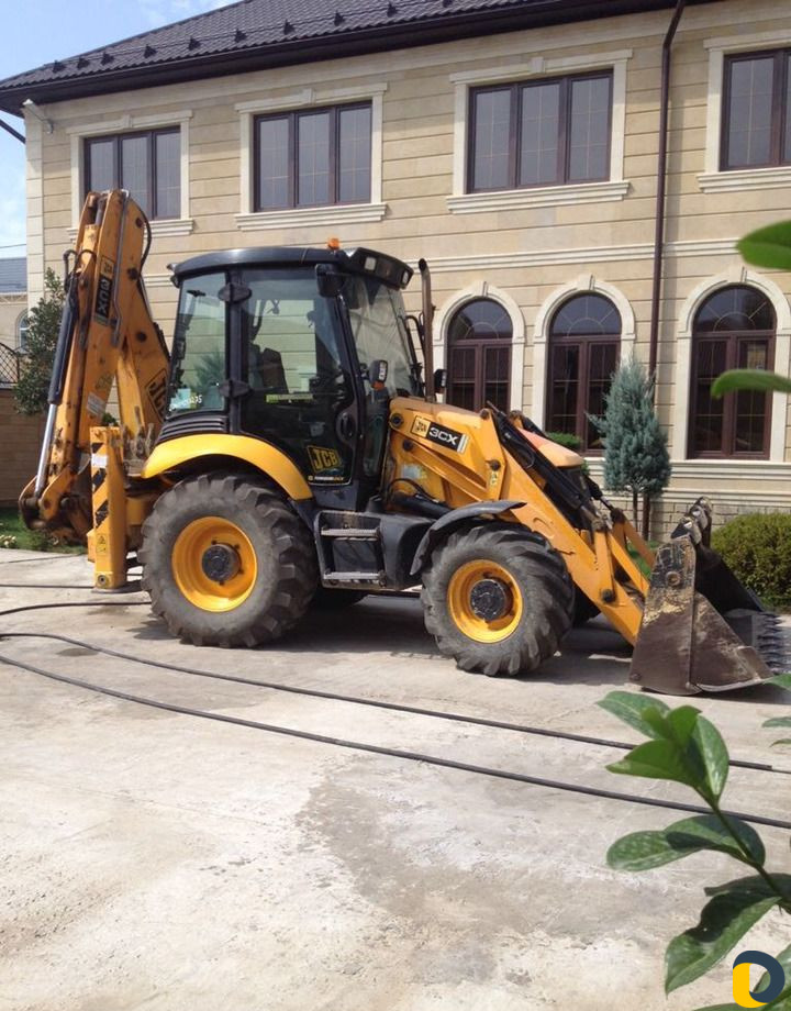 Услуги экскаватора - погрузчика JCB