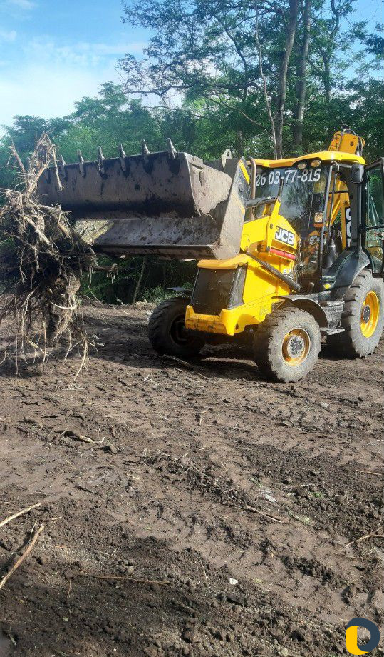 Услуги Экскаватора погрузчика,трактора,гидромолот