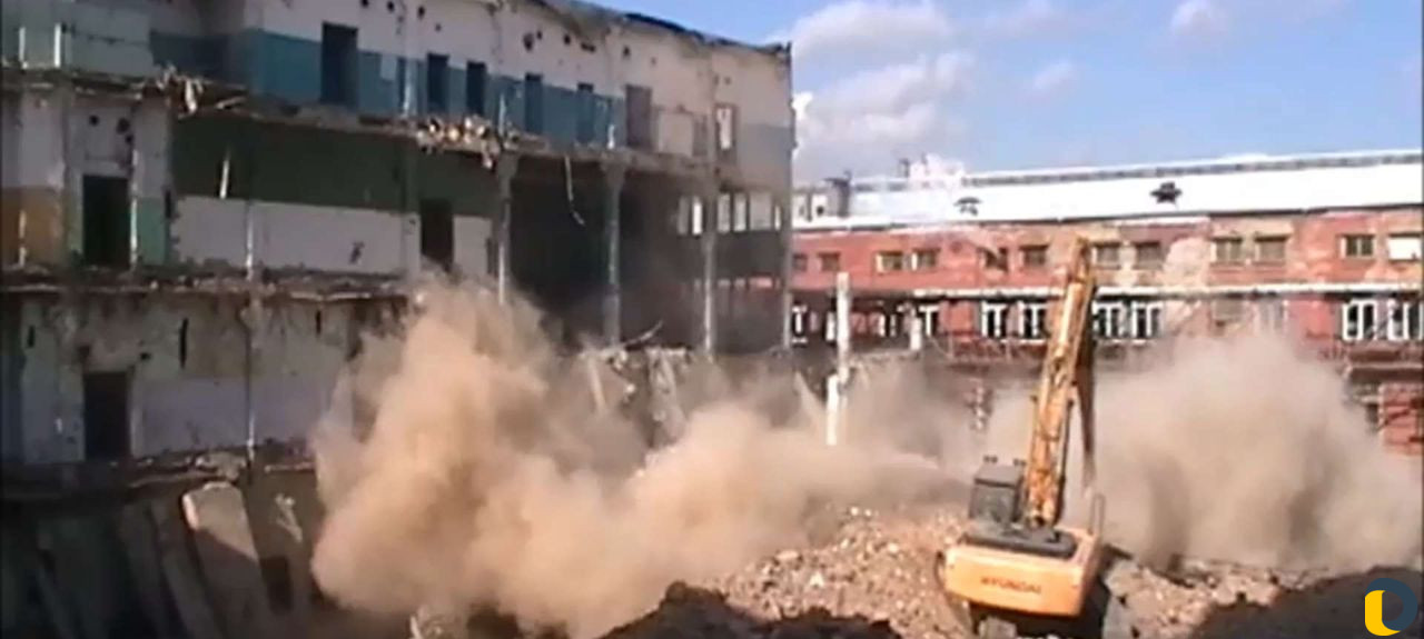 Услуги экскаватора снос демонтаж зданий. Крашеры