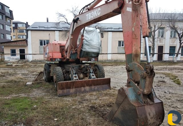 Услуги экскаватора