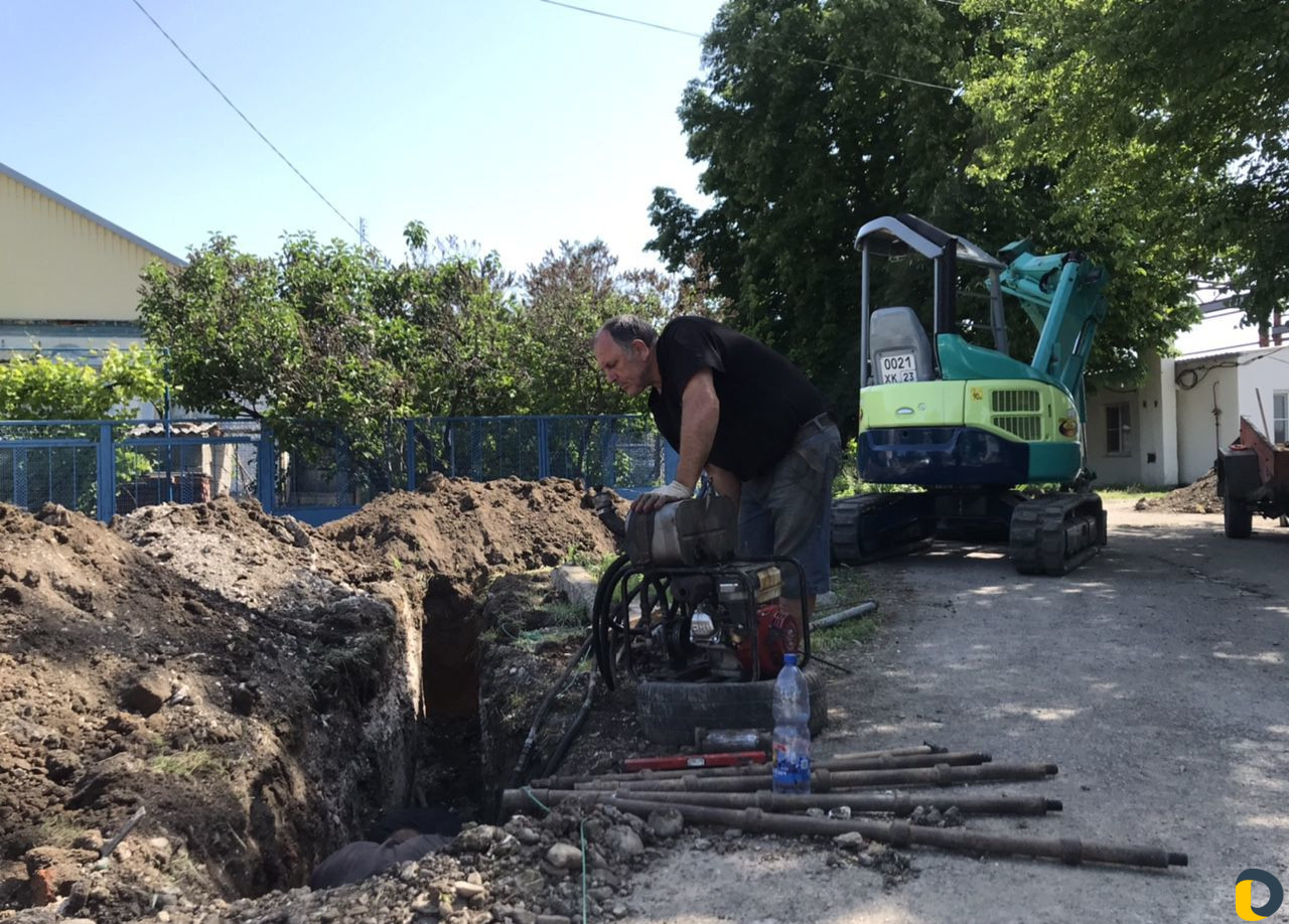 Услуги экскаватора