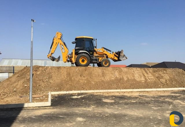 Услуги эксковатора JCB 3 CX, быстро, качественно