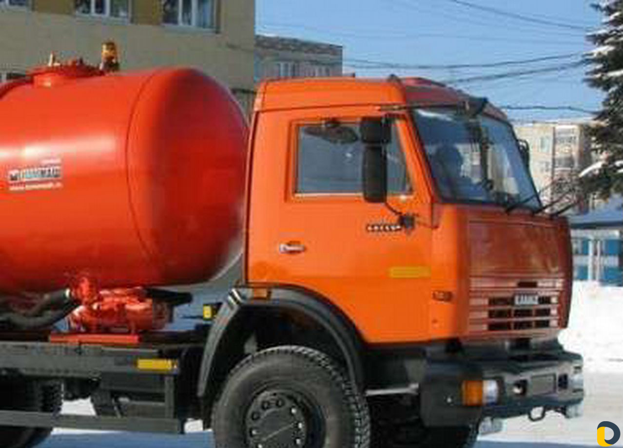 Услуги илососа, ассенизатор