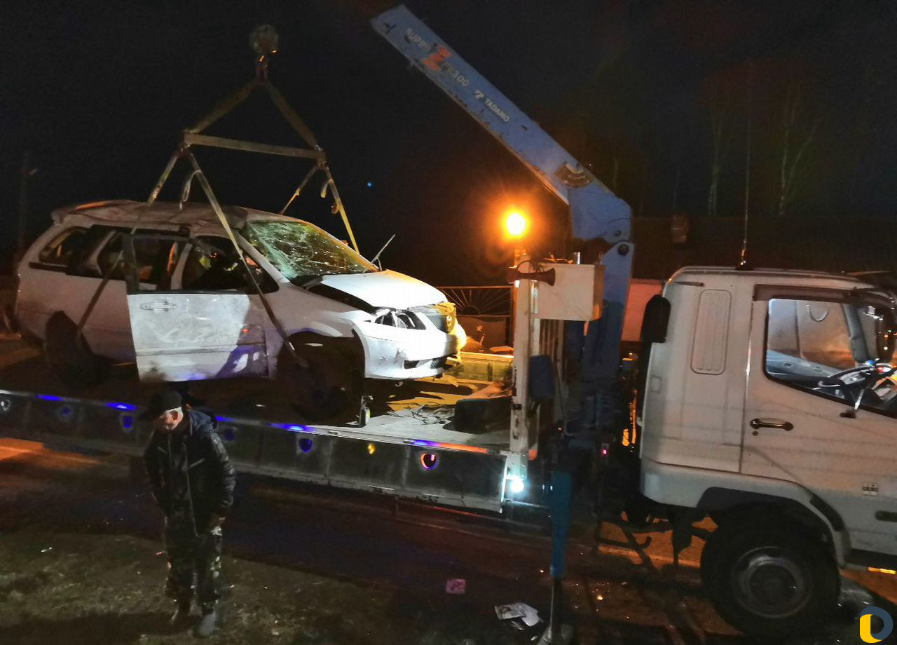 Услуги кран манипулятор эвакуатор автовышка