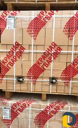 Услуги манипулятора,продажа кирпича и бетонные кол