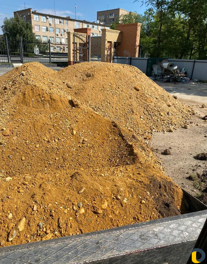 Услуги минипогрузчика Bobcat, UNC 060