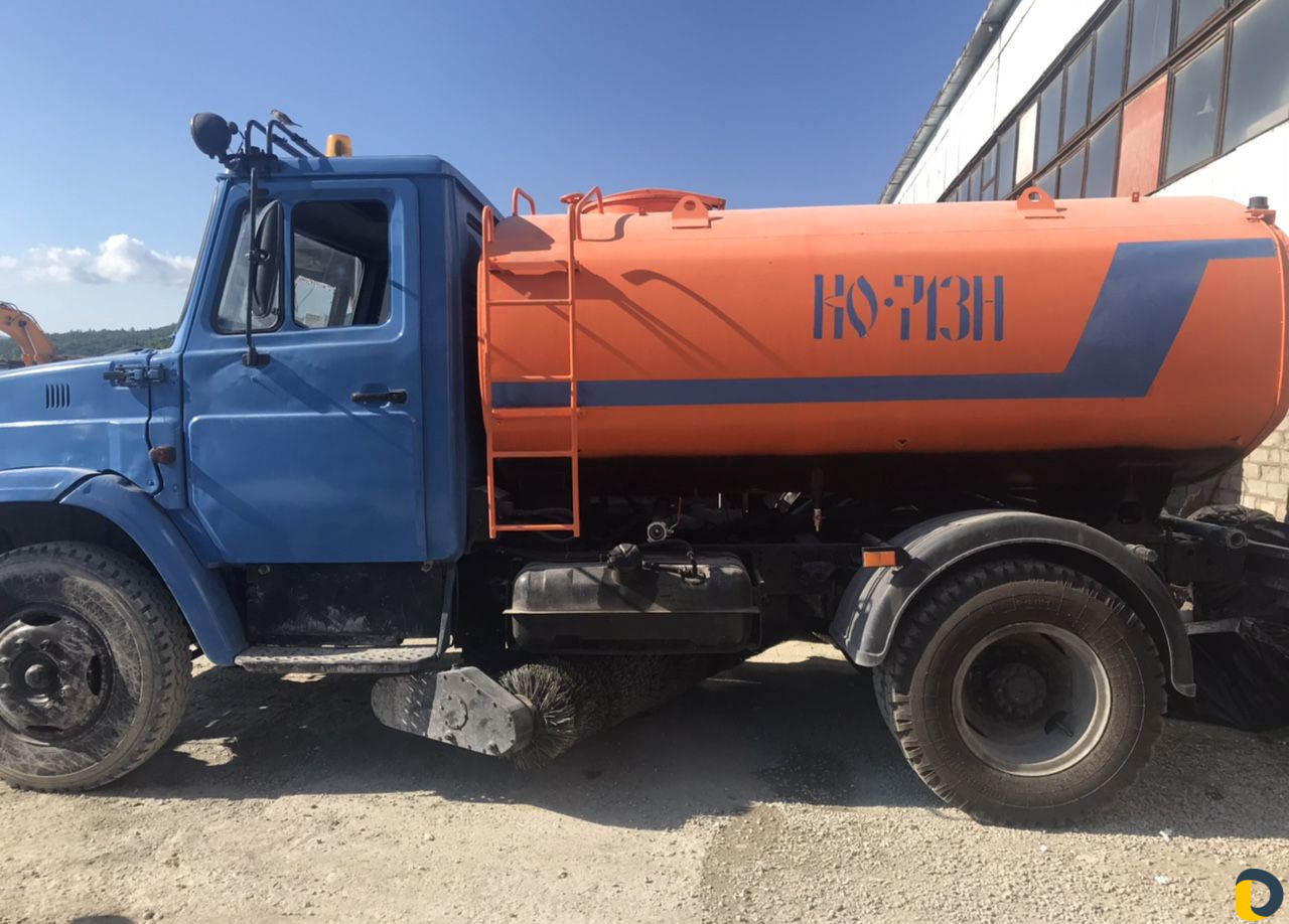 Услуги поливомоечной машины, Водовозка