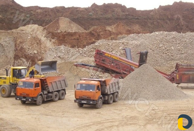 Услуги самосвала. Доставка сыпучих грузов